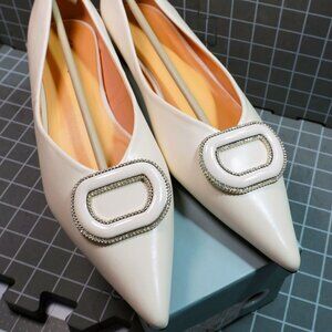 C Paravano Pointed Toe Ballet Flats White Size 11.5